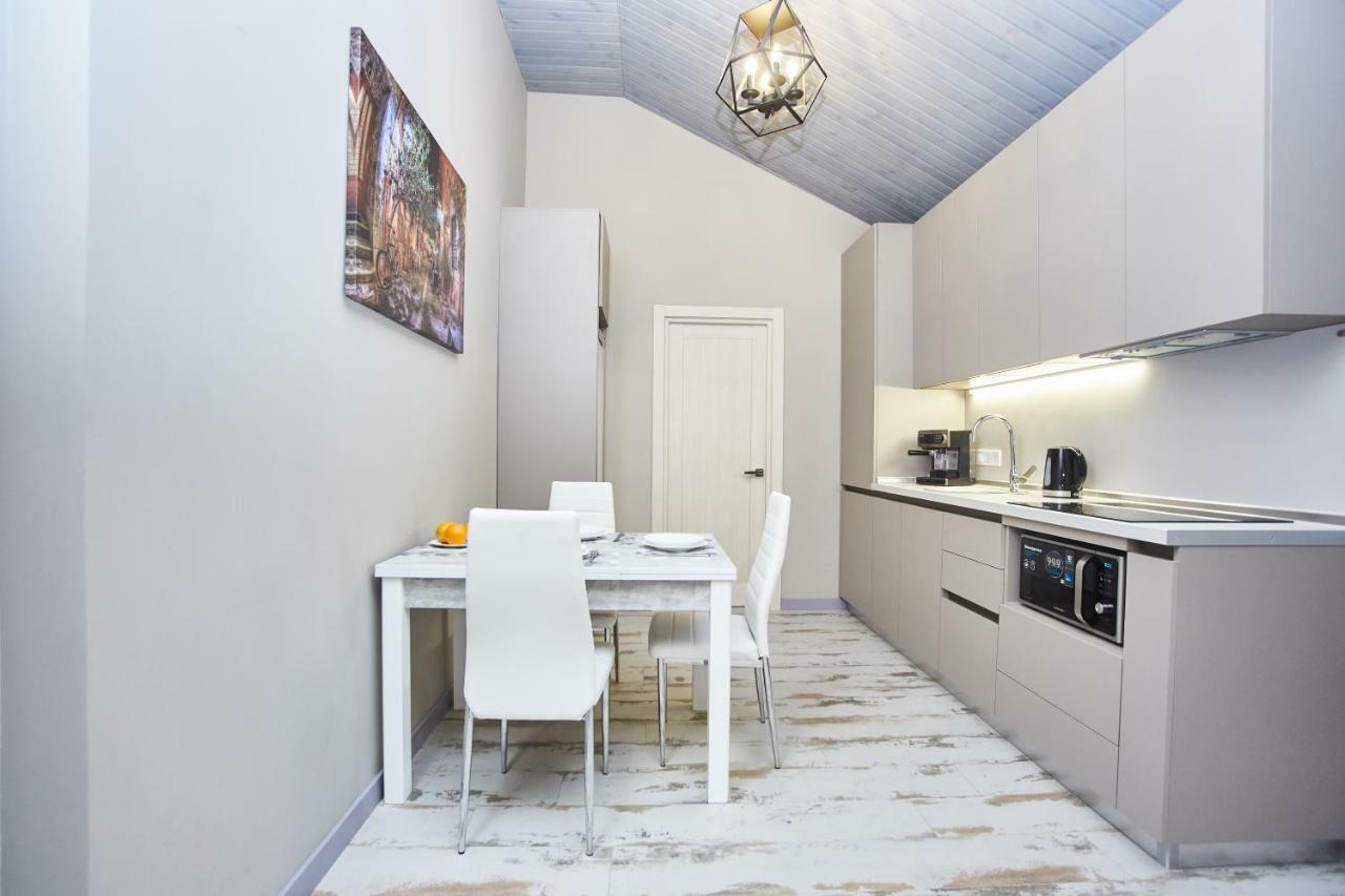 אודסה Luxury Apartment In The Heart מראה חיצוני תמונה